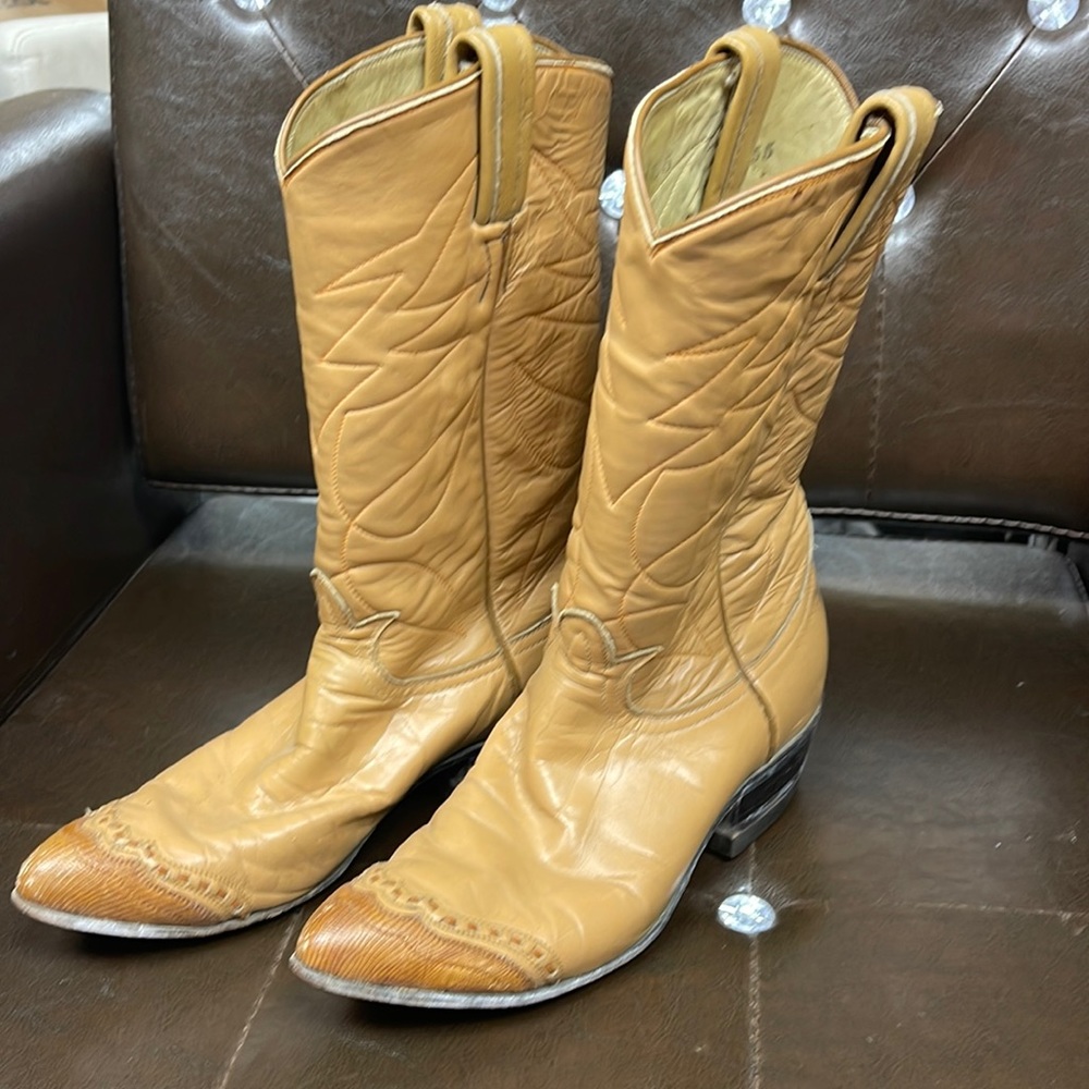 Tony Lama woman’s kids boots. Vintage.